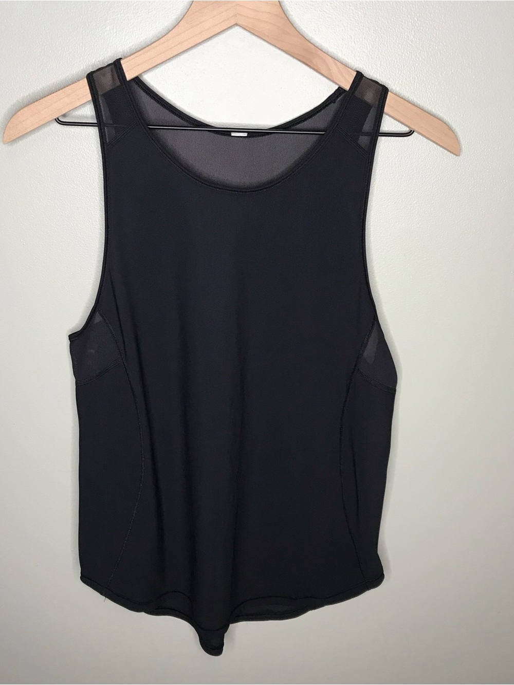 lululemon athletica sculpt tank Sz 6 - black
